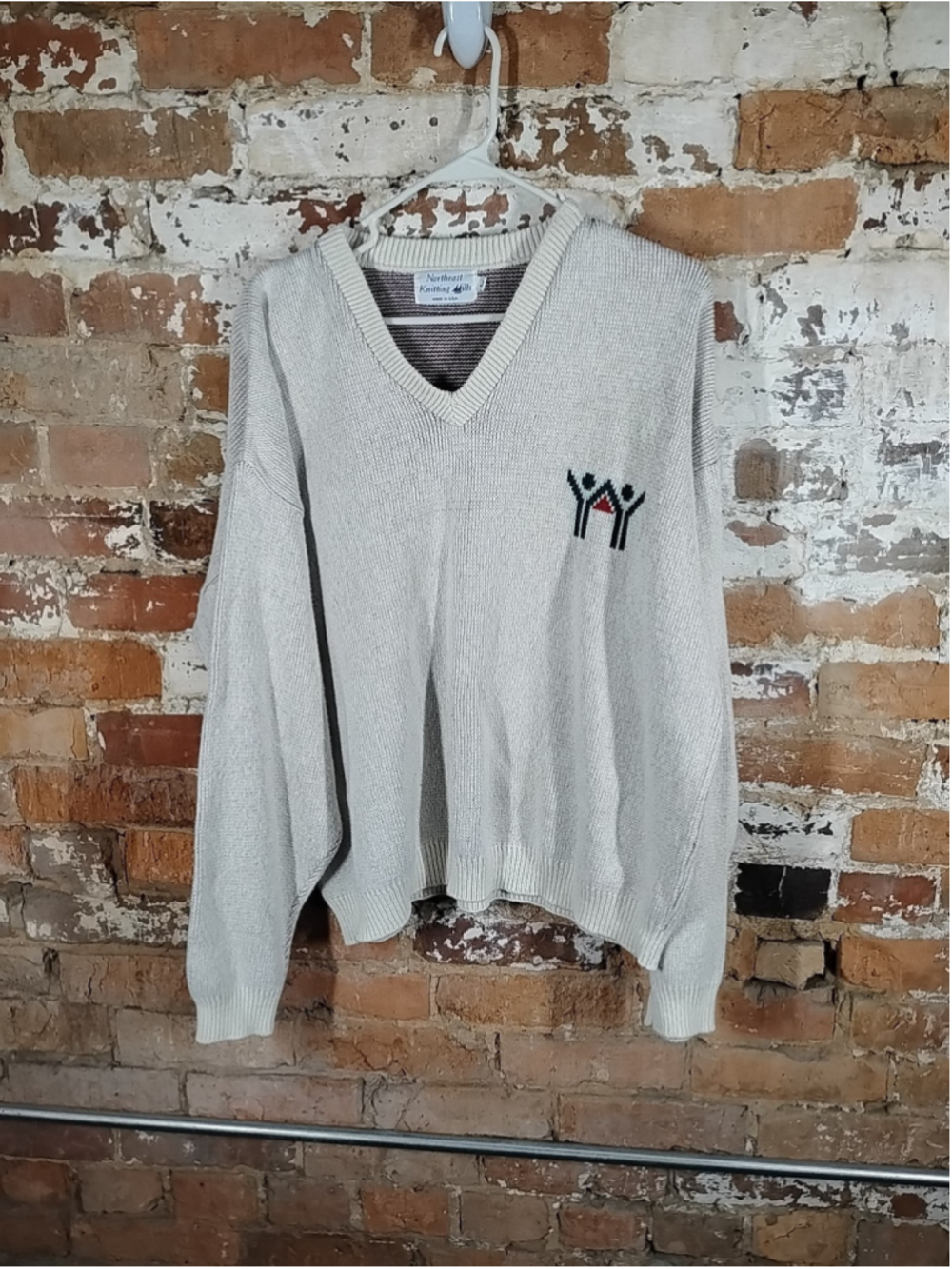 Vintage Northeast Knitting Mills Preppy Vneck Off White Acrylic Sweater Adult L